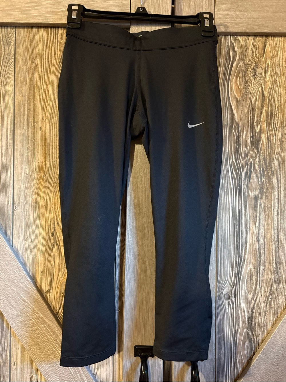 Nike Black Women’s Athletic Leggings with Reflective Swoosh